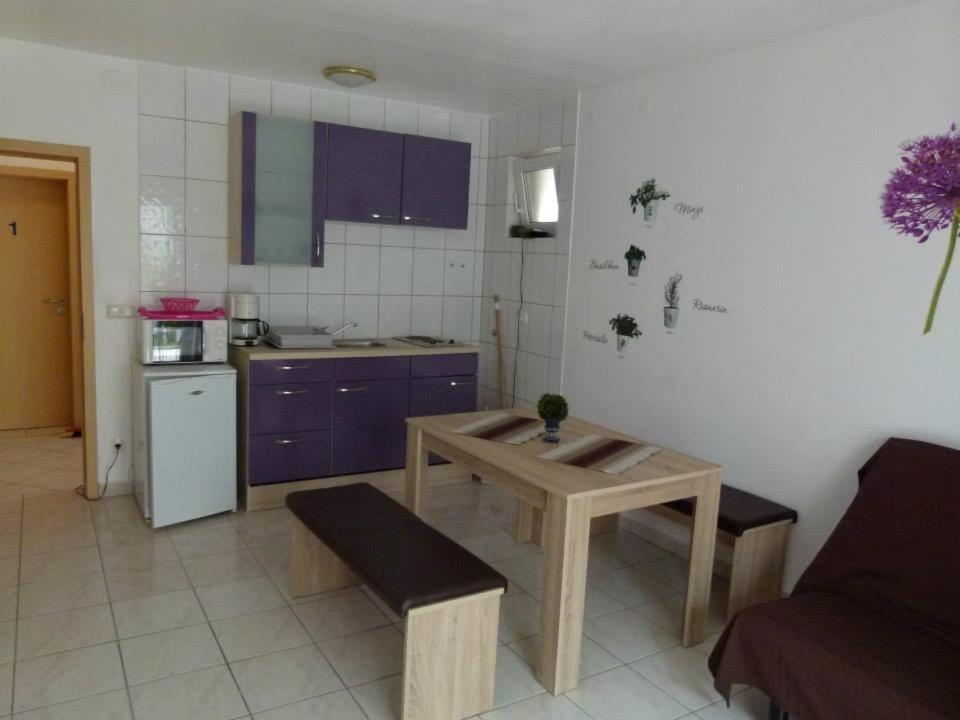 Apartmani Ivanic Vir Exteriör bild