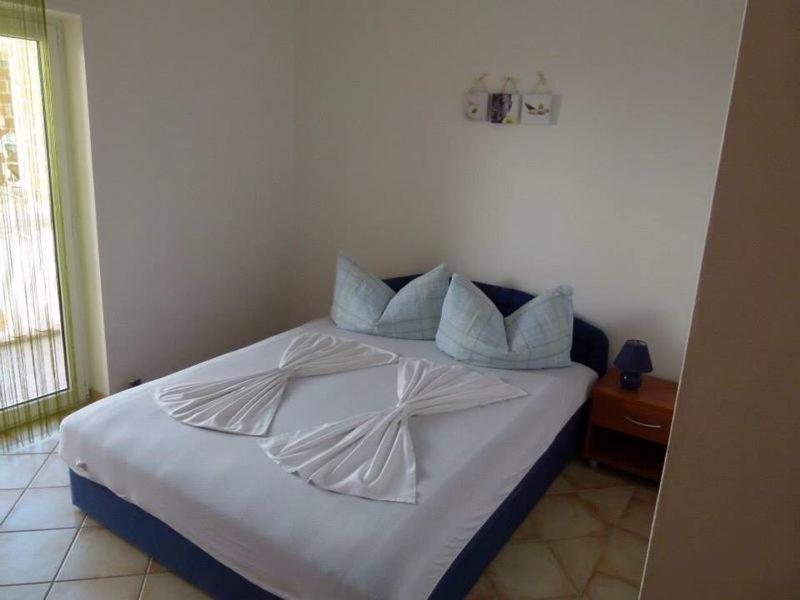 Apartmani Ivanic Vir Exteriör bild